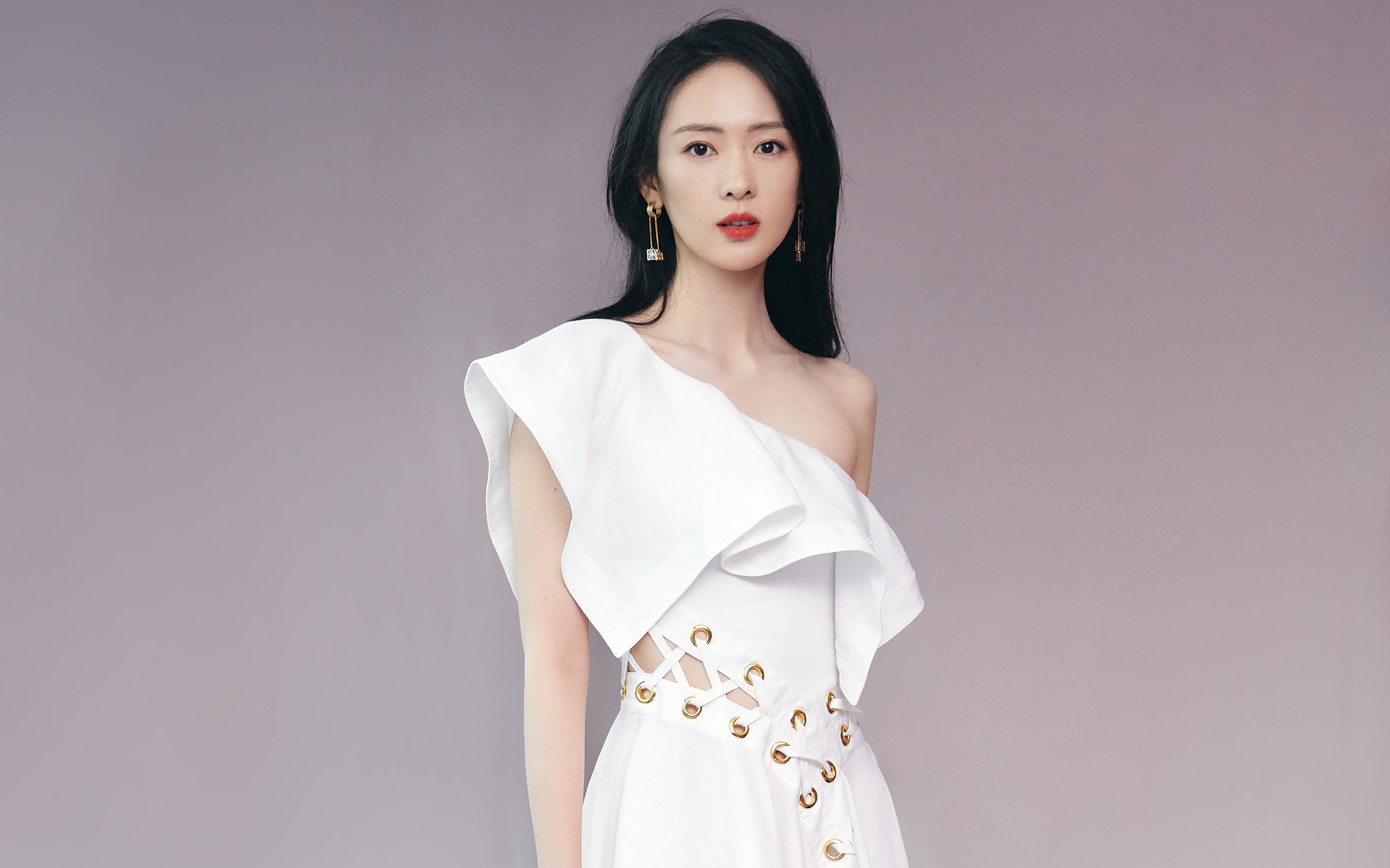 利物浦采用全面高压战术,连续三场零封,利物浦never walk alone