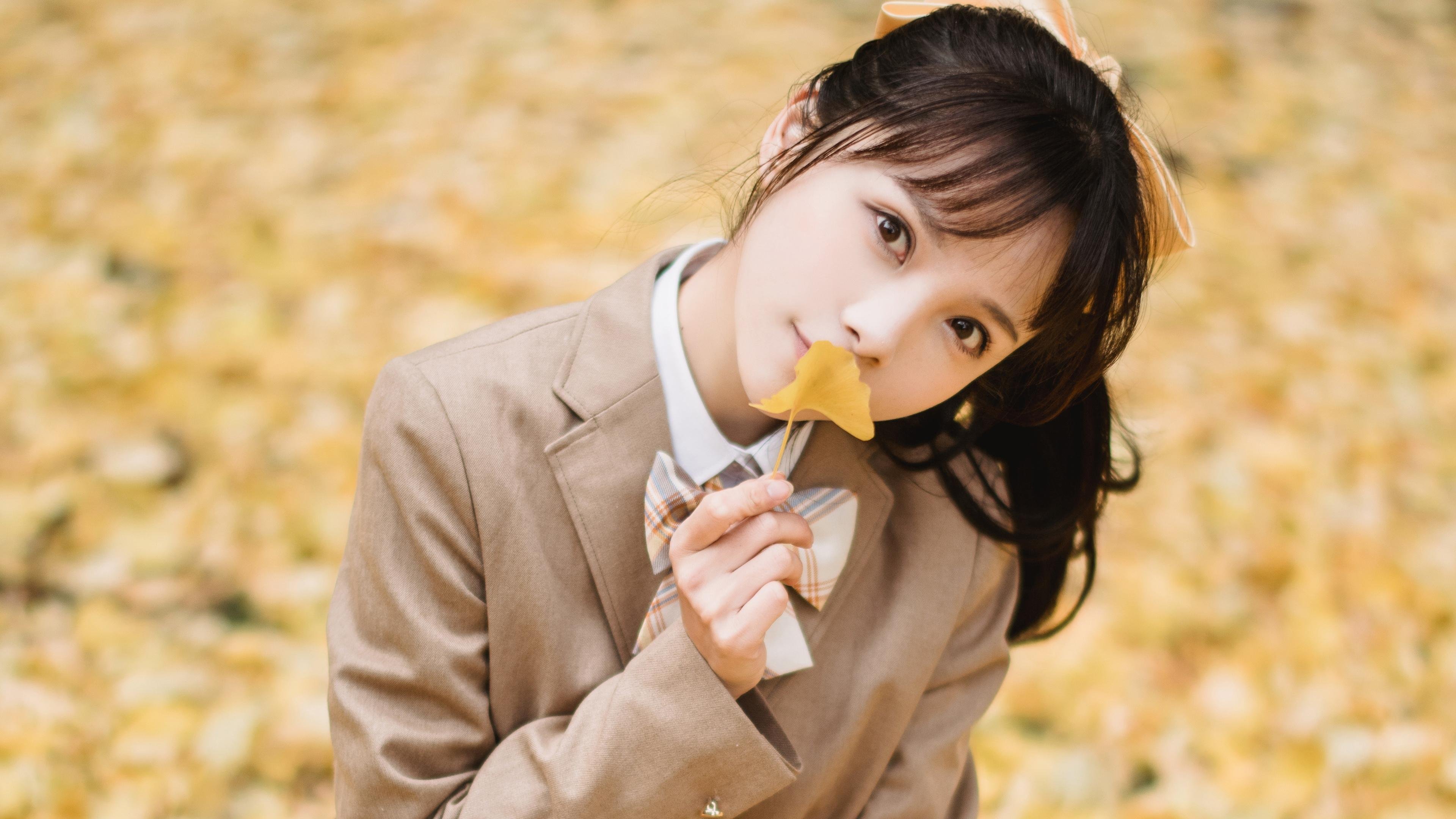 青少年“拼搏精神”公益影像展在南京隆重开幕，传递正能量，青少年公益活动照片