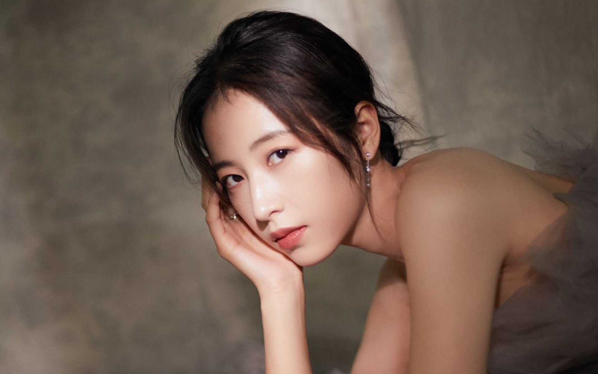 爱游戏平台-中国女篮主教练强调球员心理建设，中国女篮球队教练