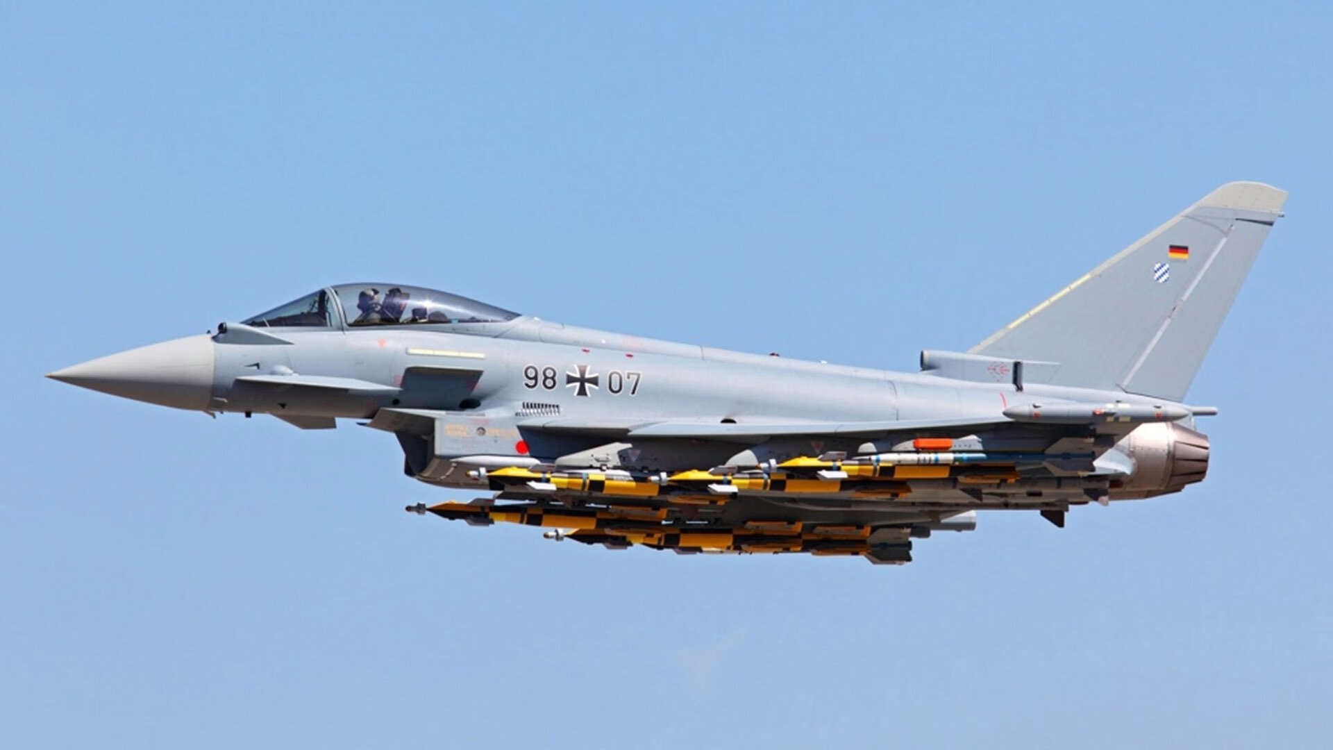 国家队备战策略灵活调整提升临场应变和团队协作,国家队备战训练标语