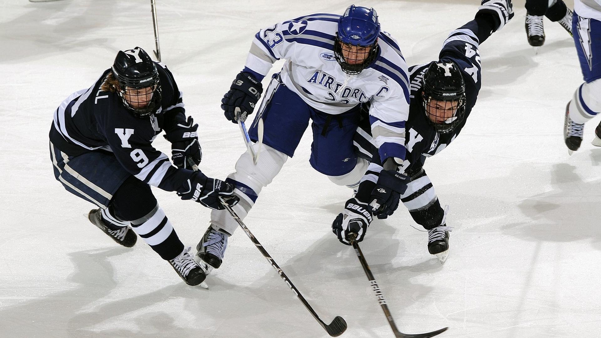 意甲VAR系统中语义模型提升争议判罚处理效率，意甲var使用规则